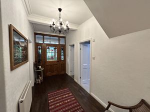 Photo 9- click for photo gallery